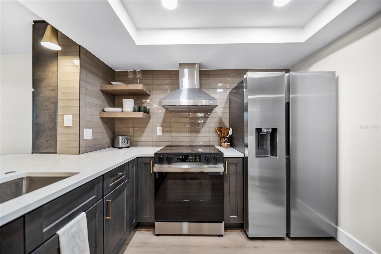 Image 12 of 39 For 2617 Cove Cay Drive 110