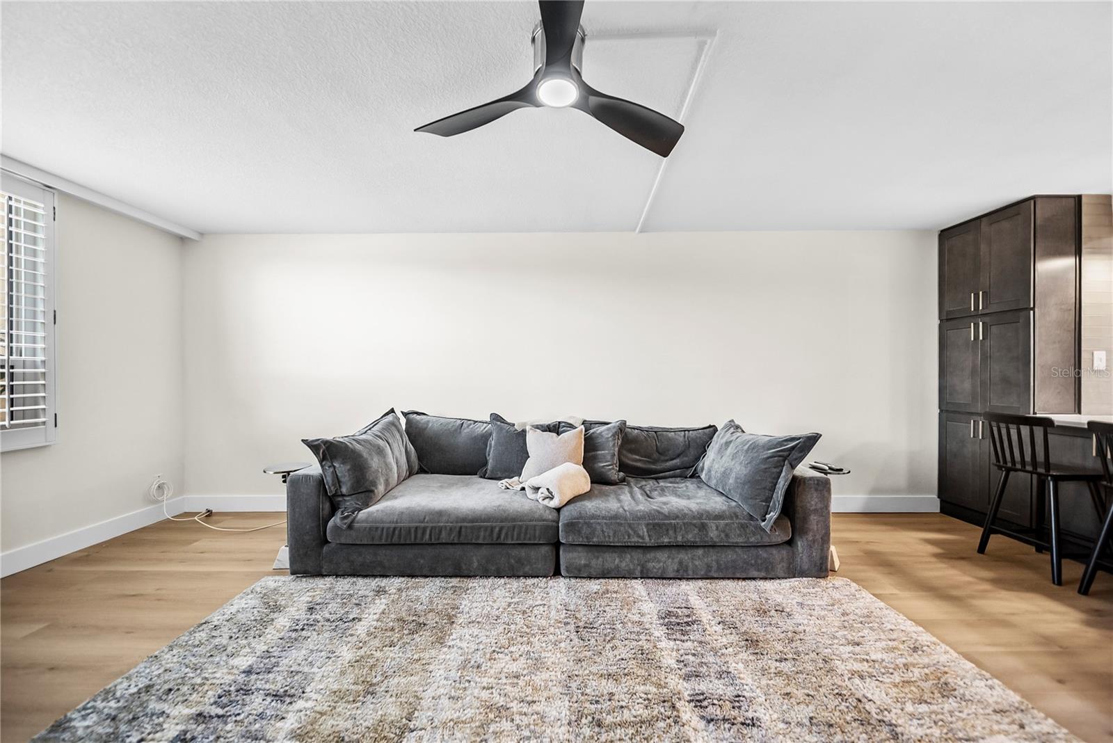 Image 15 of 39 For 2617 Cove Cay Drive 110