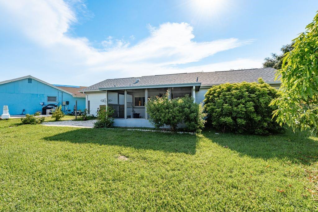 Image 19 of 21 For 3552 Bluebell Lane