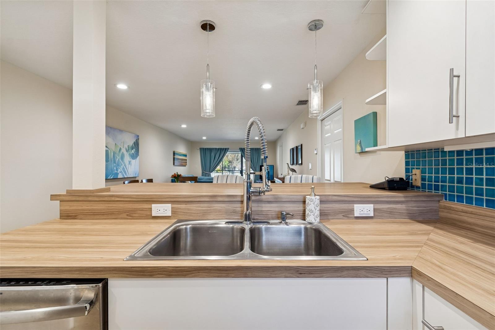 Image 11 of 46 For 29129 Bay Hollow Drive 3202