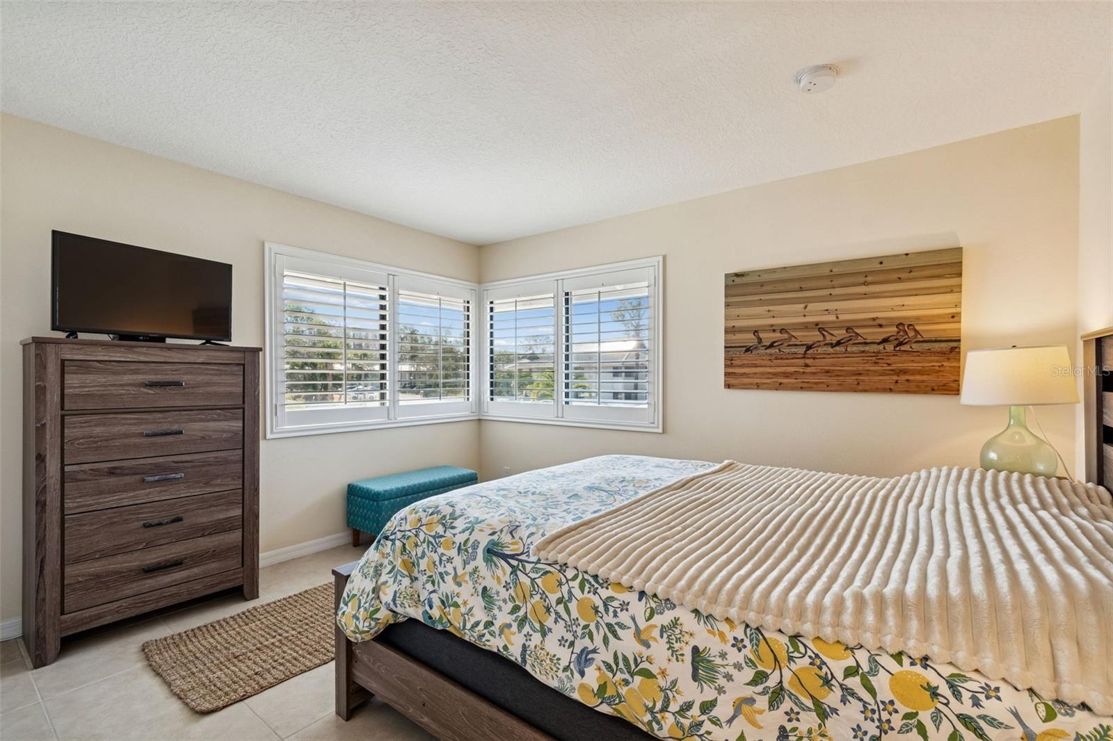 Image 33 of 46 For 29129 Bay Hollow Drive 3202