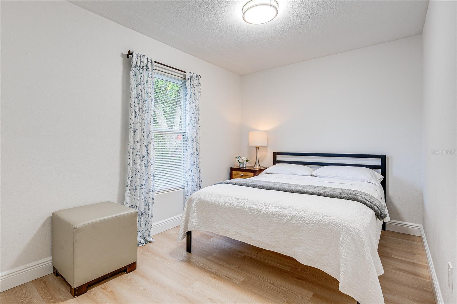 Image 19 of 25 For 7515 New York Avenue