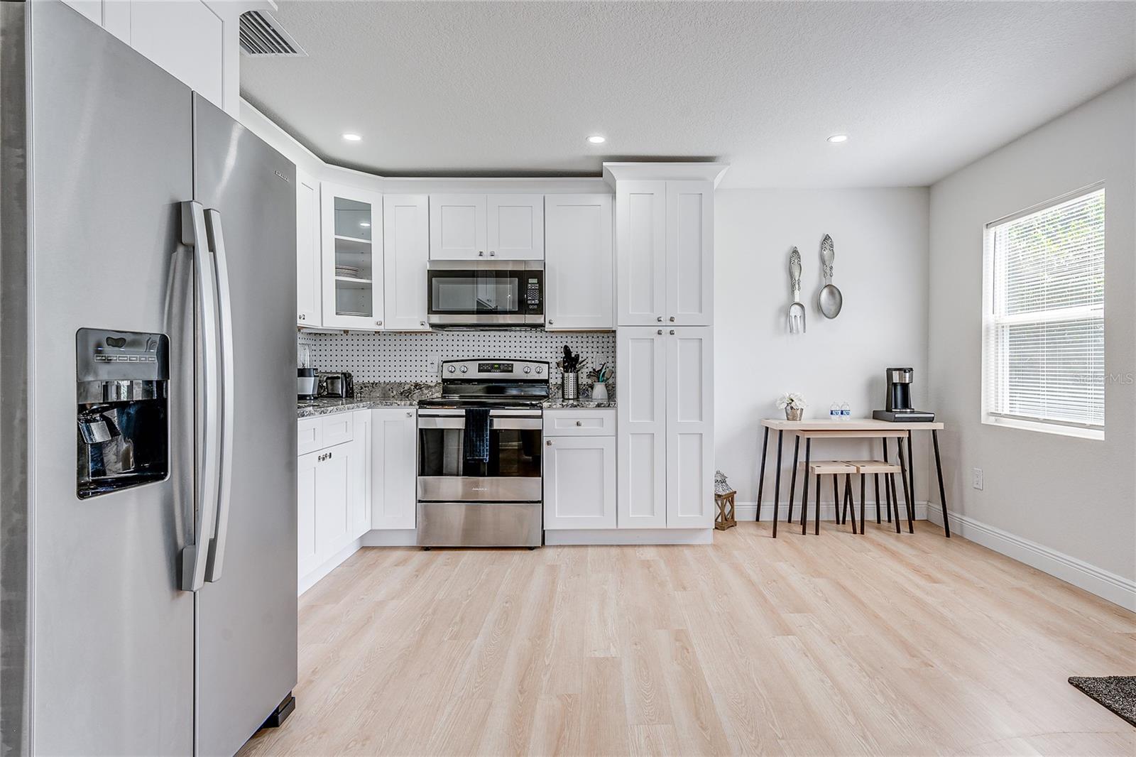 Image 9 of 25 For 7515 New York Avenue