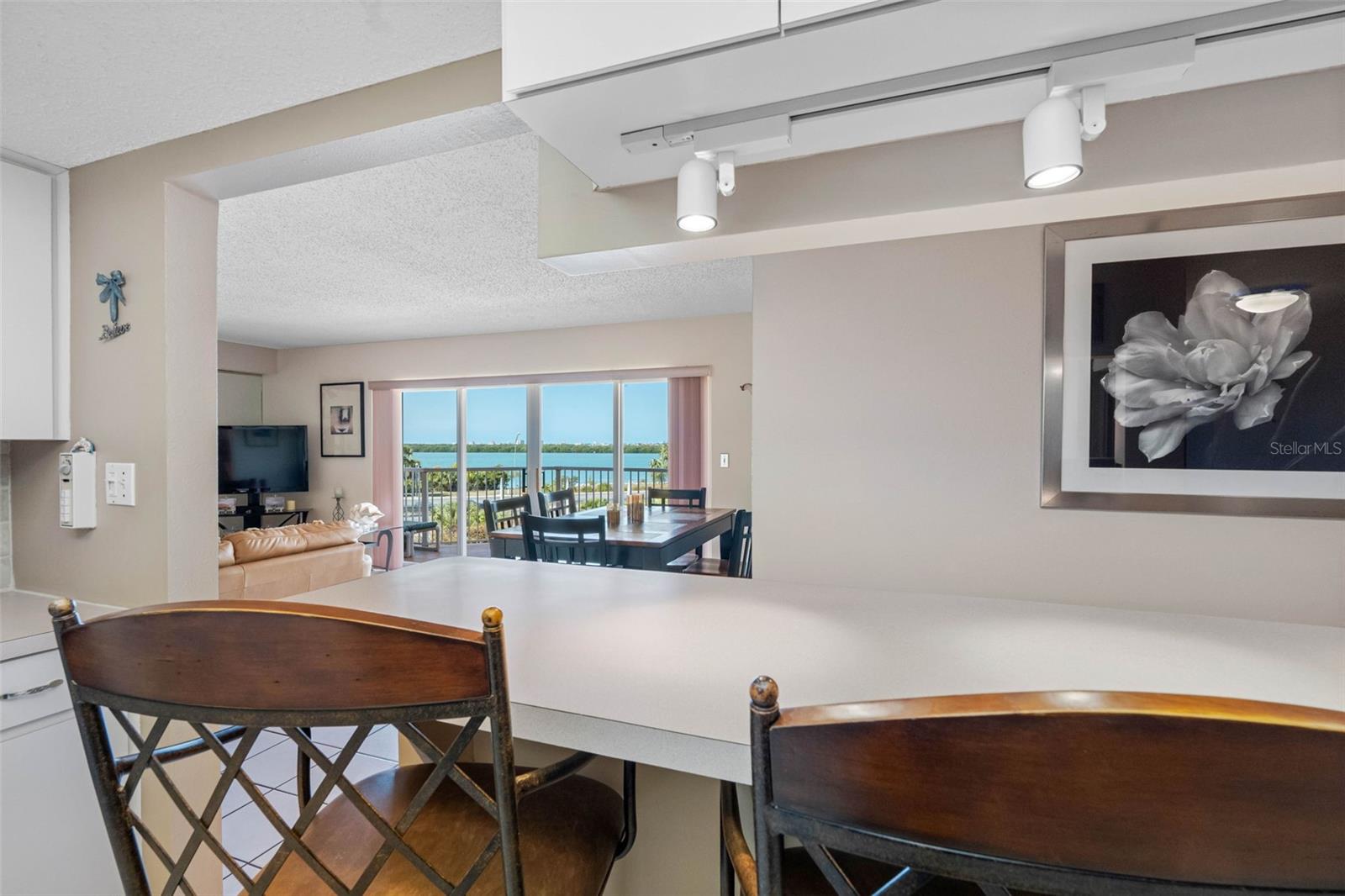 Image 18 of 50 For 7430 Sunshine Skyway Lane S 406