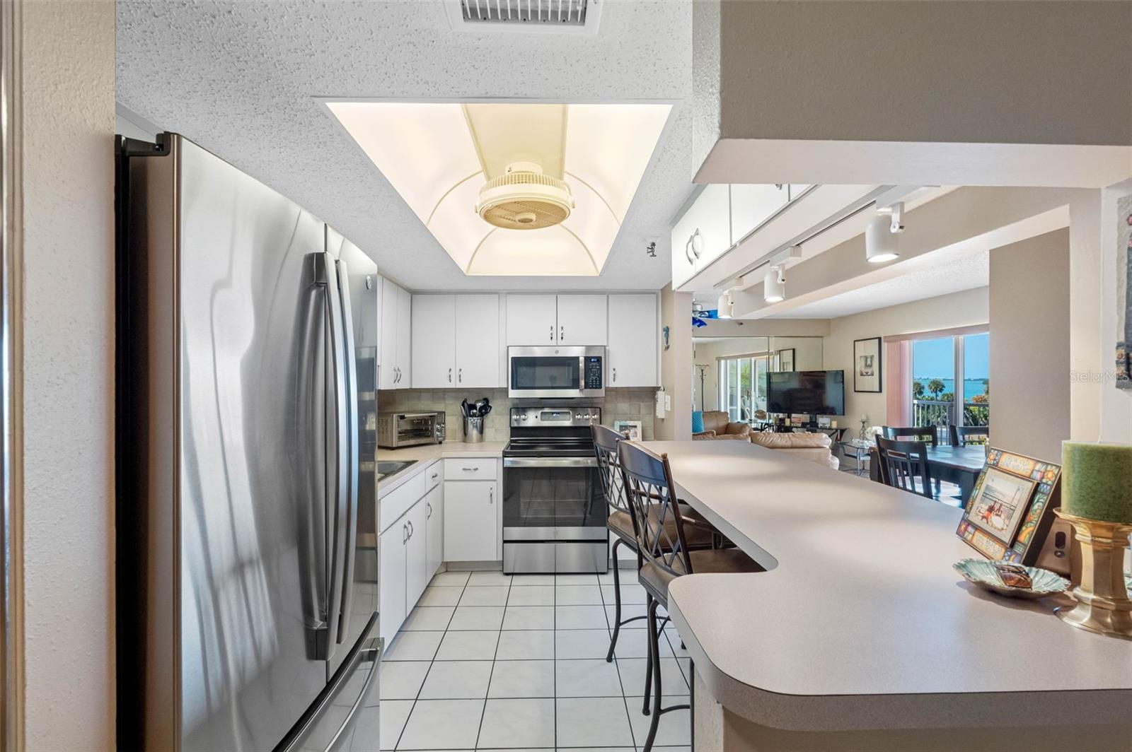 Image 19 of 50 For 7430 Sunshine Skyway Lane S 406