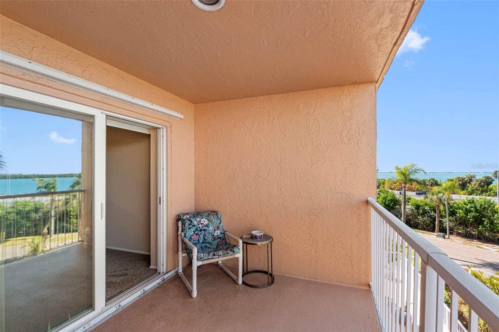 Image 32 of 50 For 7430 Sunshine Skyway Lane S 406