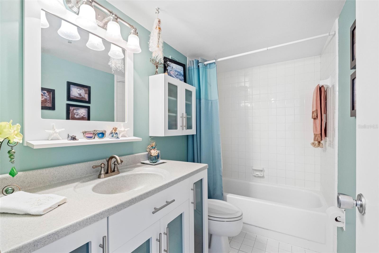 Image 37 of 50 For 7430 Sunshine Skyway Lane S 406