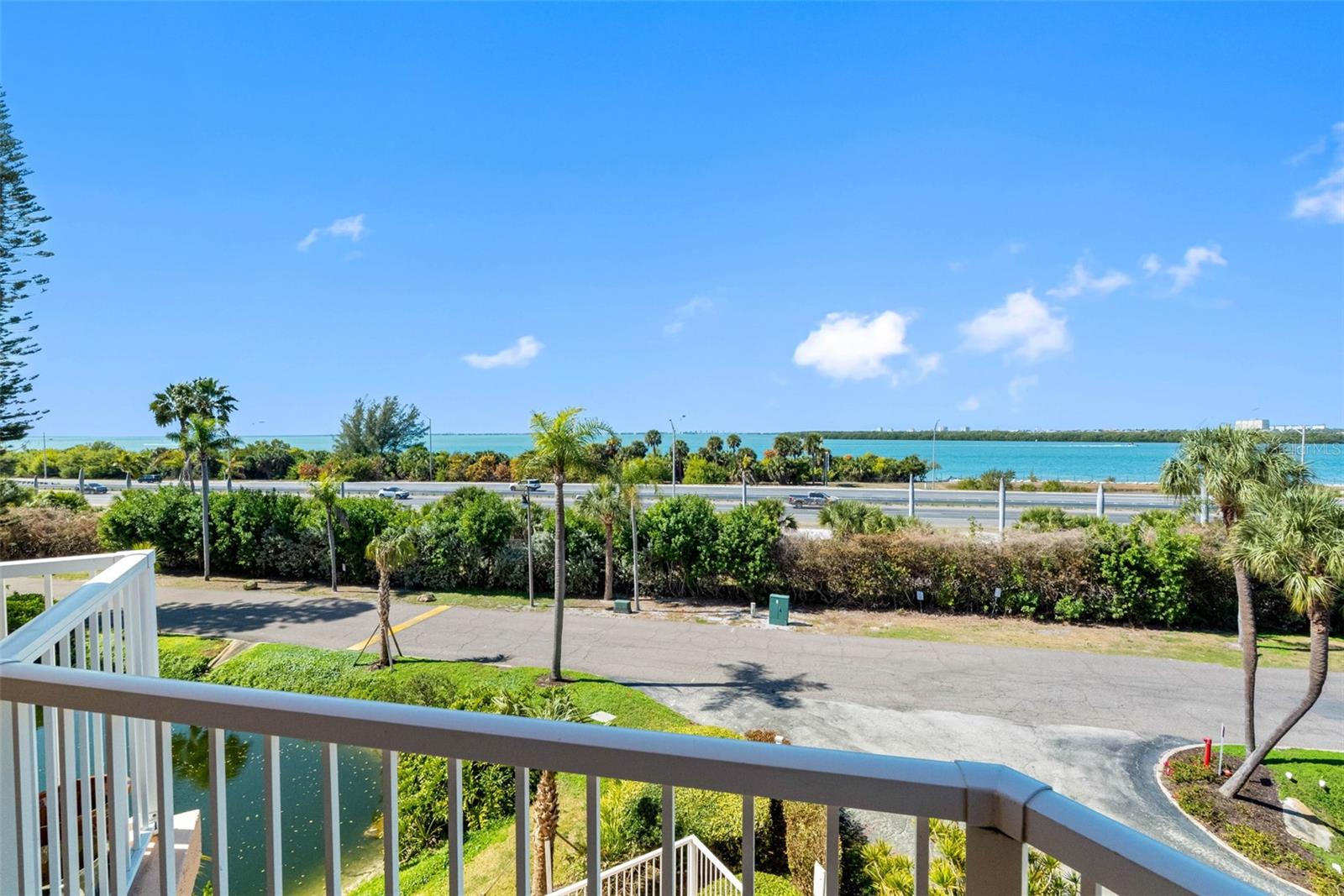 Image 5 of 50 For 7430 Sunshine Skyway Lane S 406