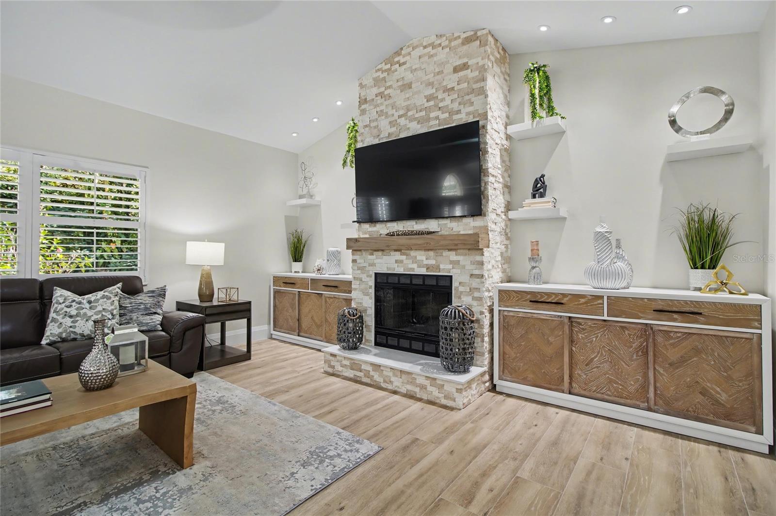 Image 10 of 50 For 5186 Tallowood Way