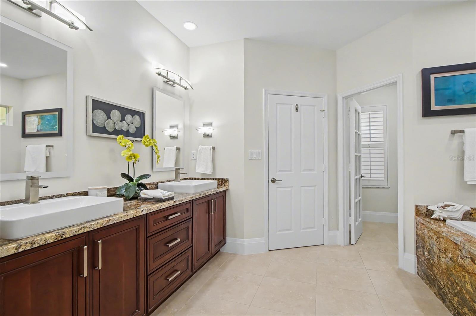 Image 16 of 50 For 5186 Tallowood Way