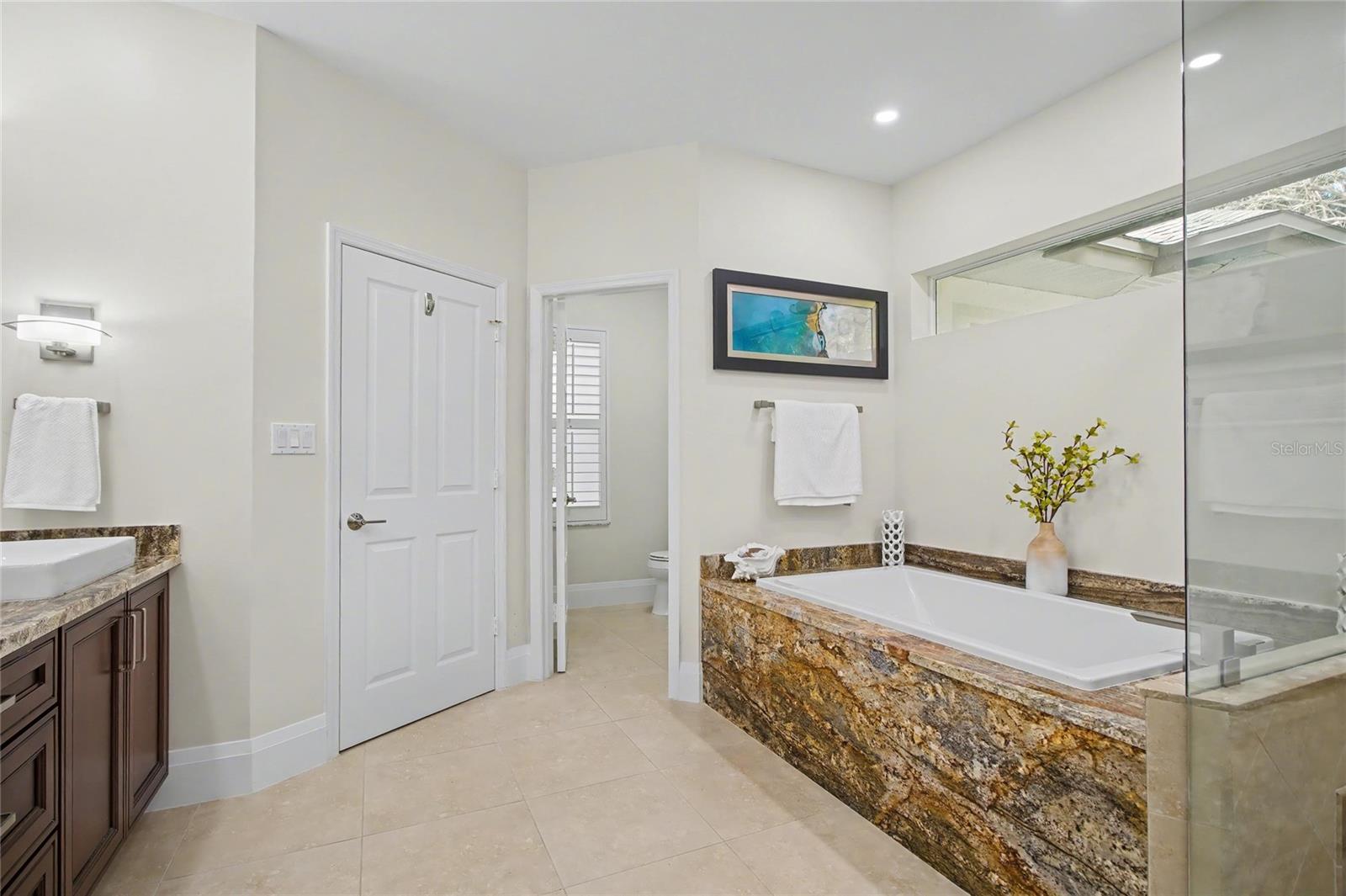 Image 17 of 50 For 5186 Tallowood Way