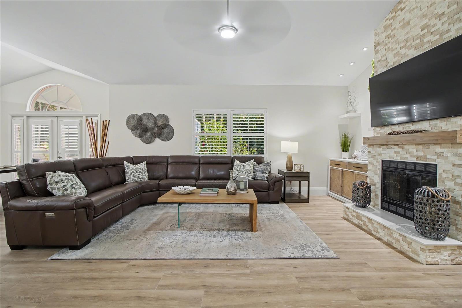 Image 9 of 50 For 5186 Tallowood Way