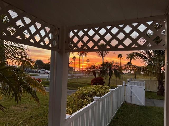 Image 5 of 20 For 220 Lyndhurst Street