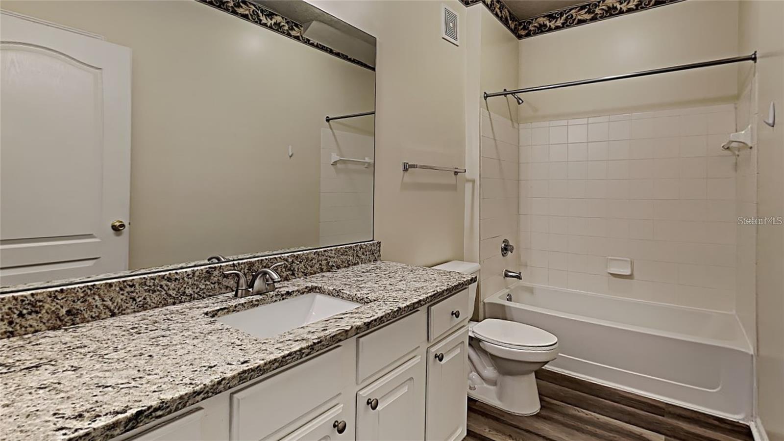 Image 10 of 13 For 10431 Villa View Circle