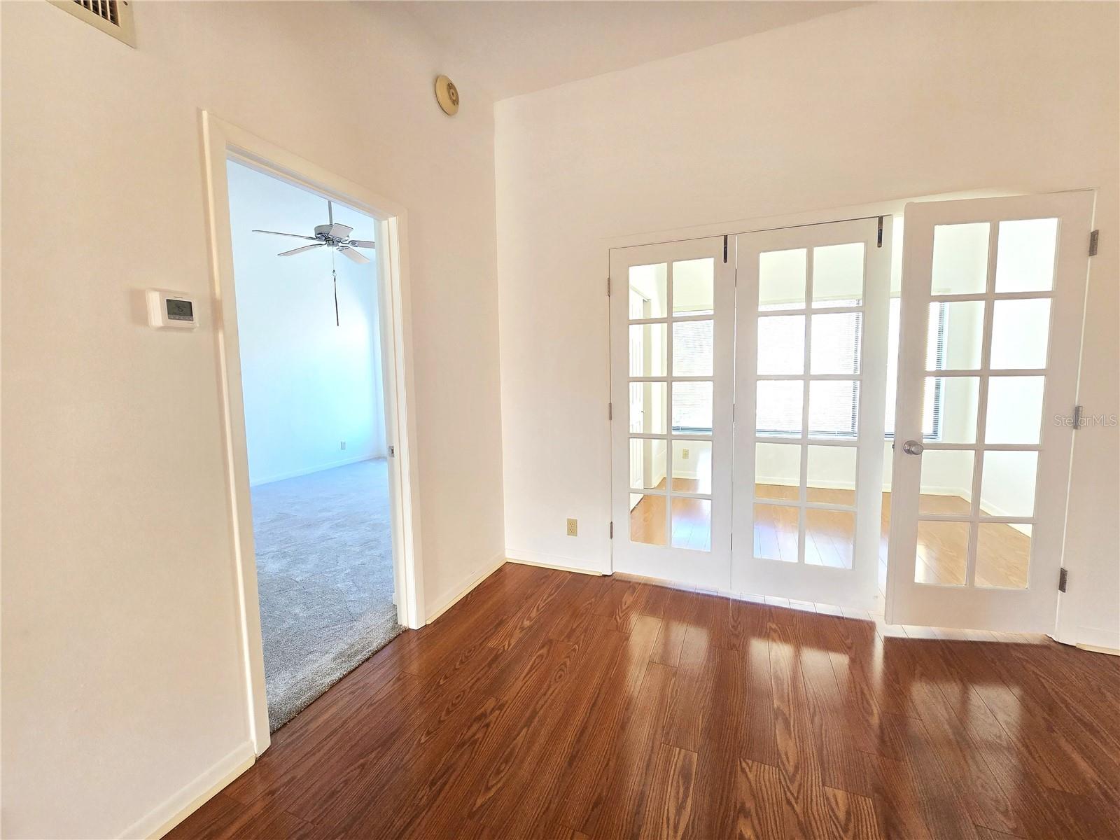 Image 25 of 59 For 3078 Eastland Boulevard 411