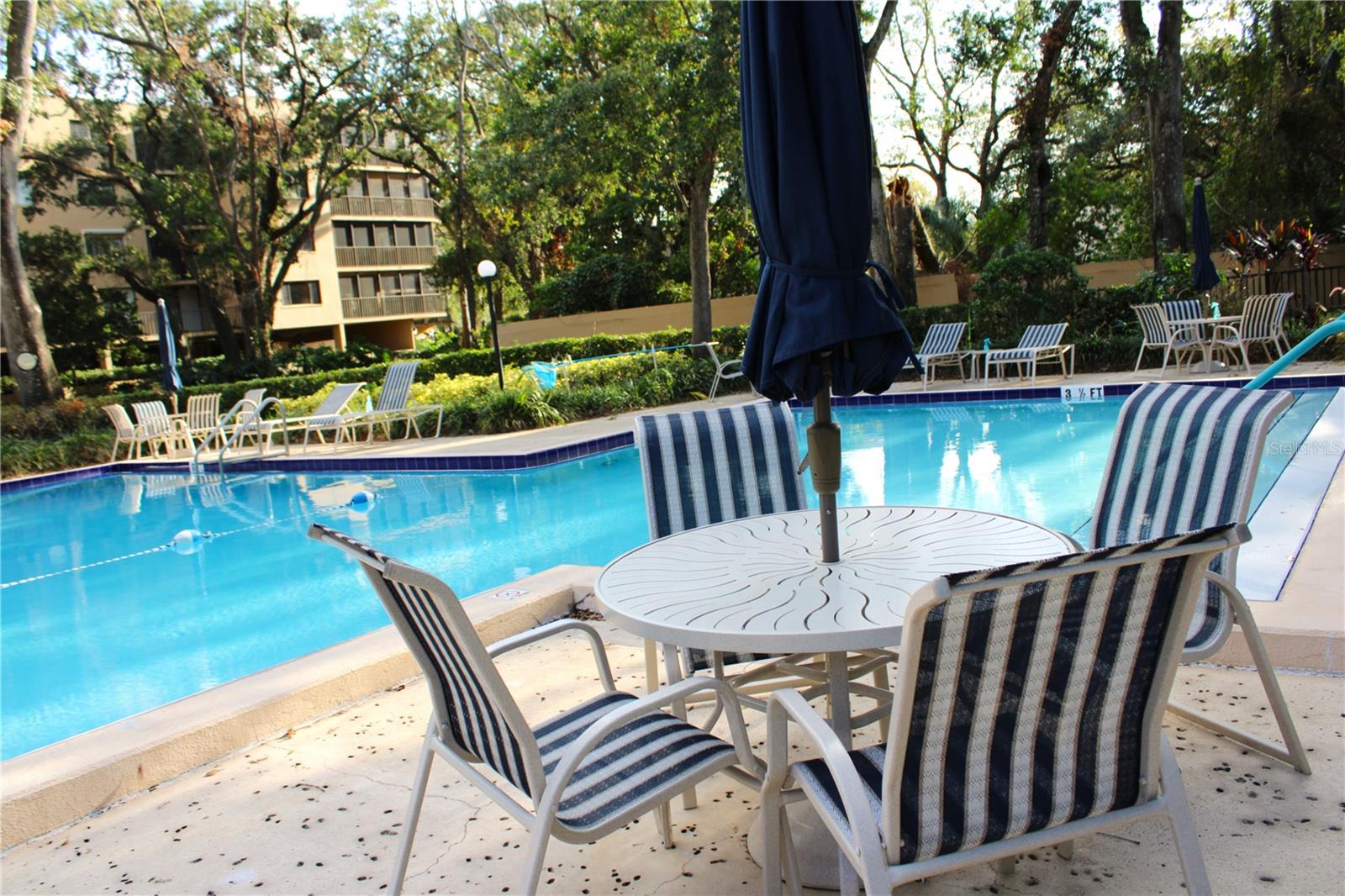 Image 47 of 59 For 3078 Eastland Boulevard 411