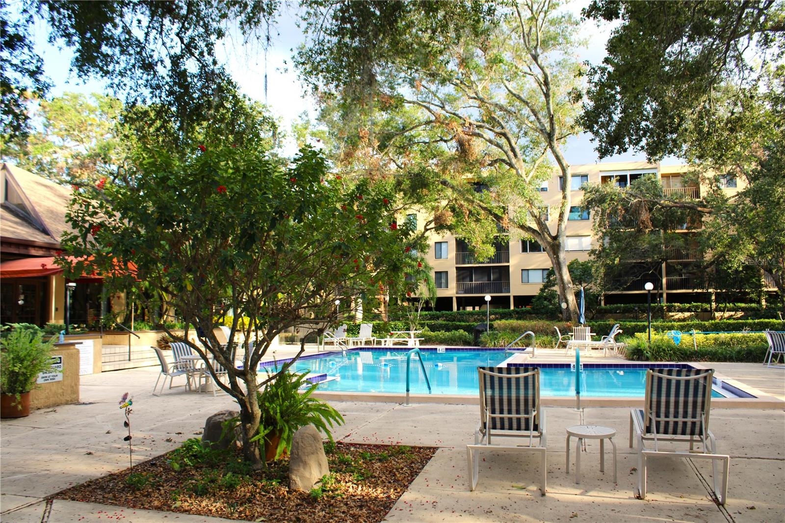 Image 49 of 59 For 3078 Eastland Boulevard 411