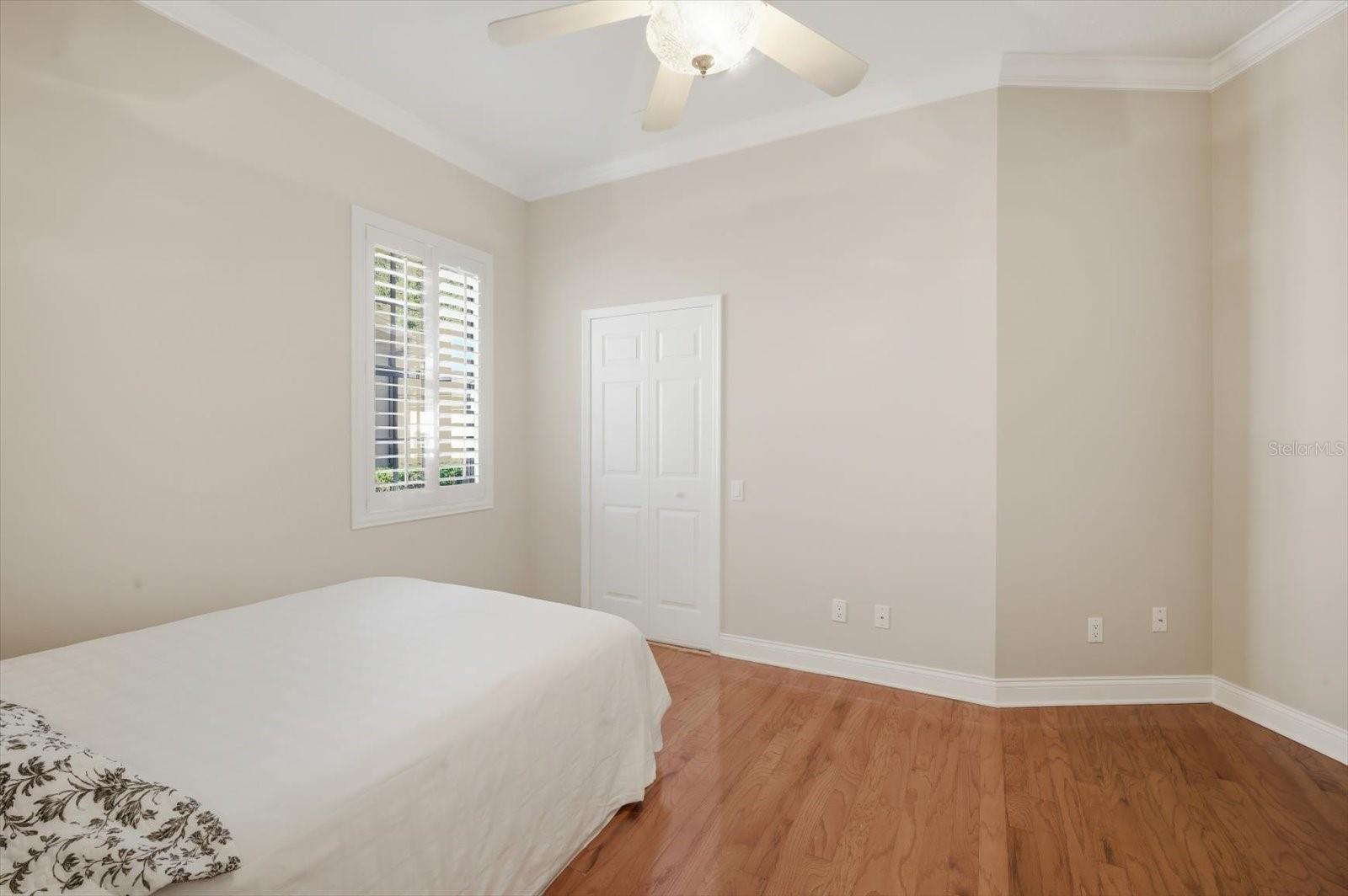 Image 8 of 52 For 5202 Fairway One Drive