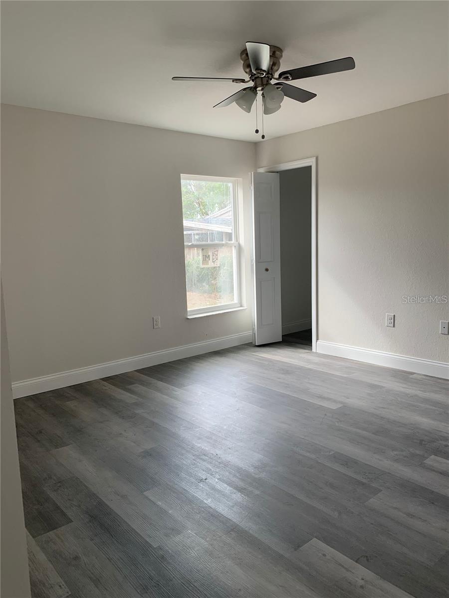 Image 4 of 10 For 2847 Maine Avenue