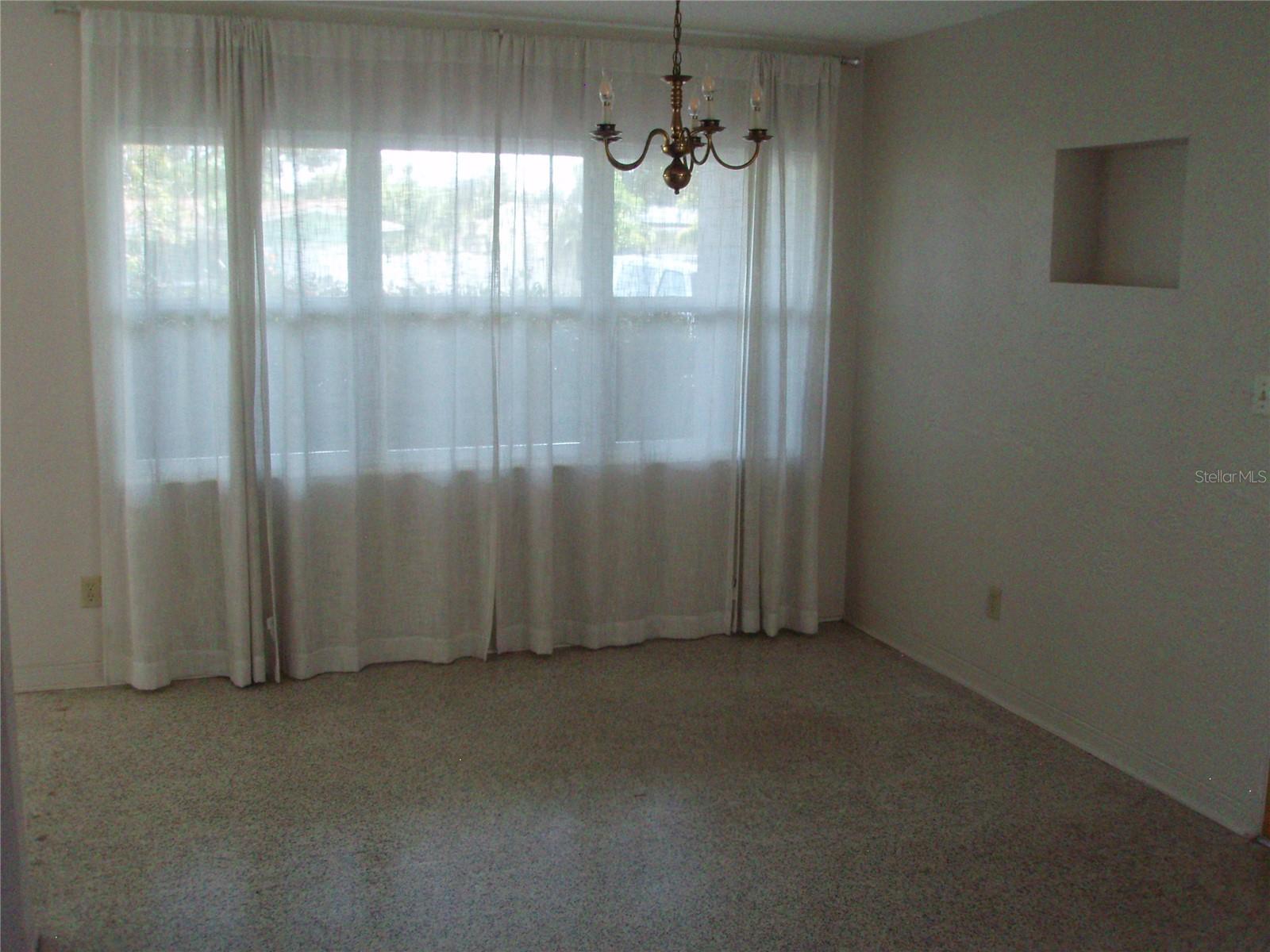 Image 4 of 14 For 4119 26th Avenue N