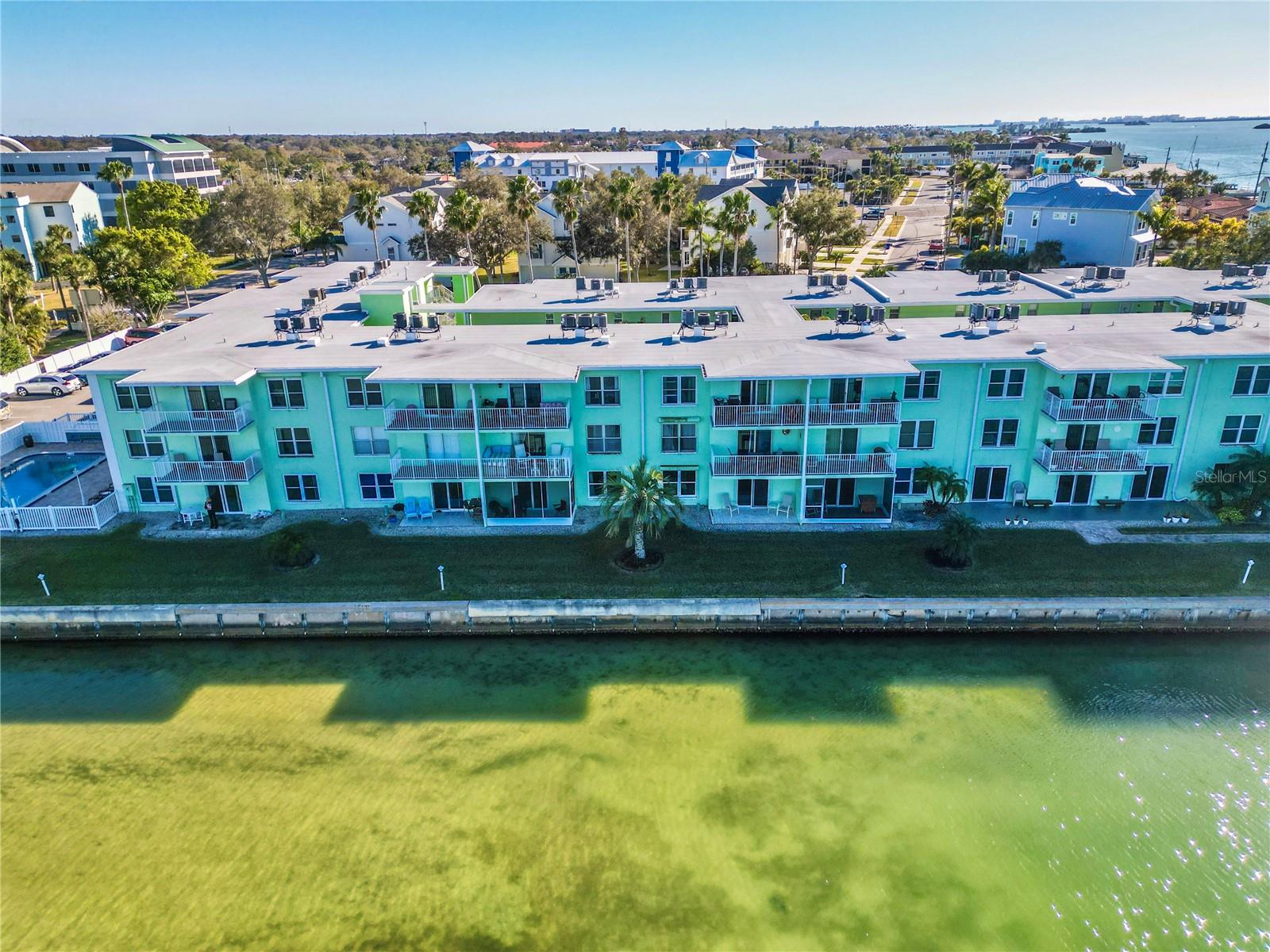 Image 6 of 39 For 464 Paula Drive 115