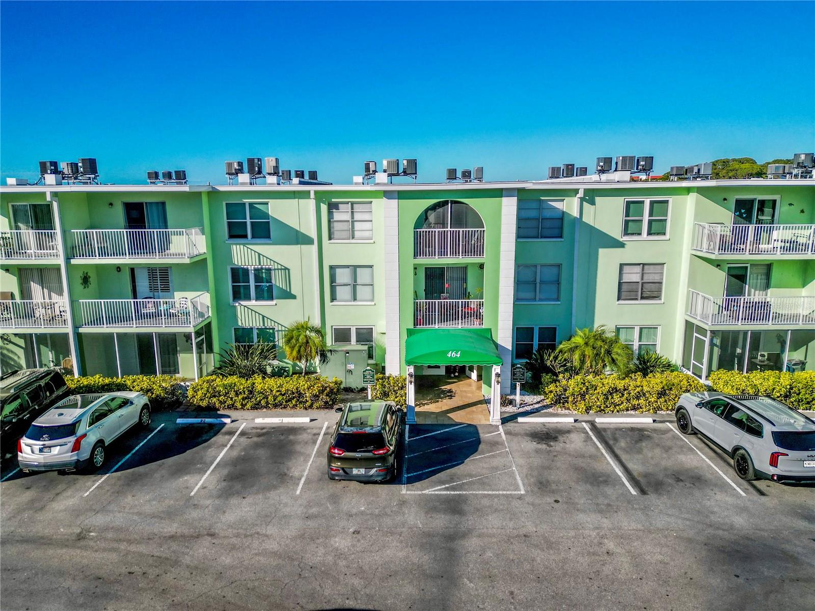 Image 7 of 39 For 464 Paula Drive 115