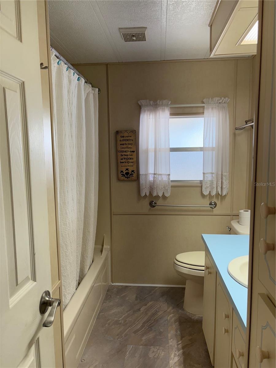 Image 11 of 28 For 143 Forest Lane 14