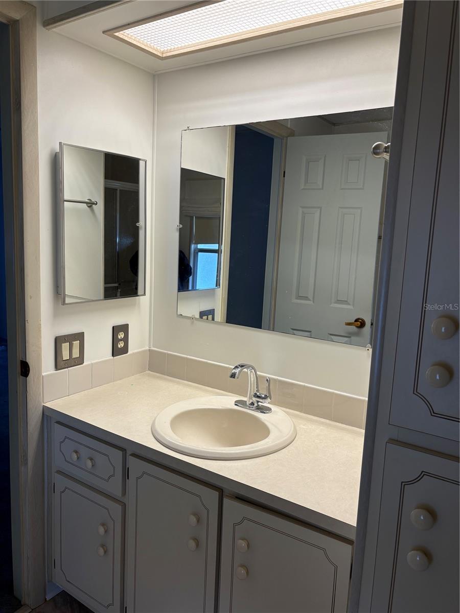 Image 16 of 28 For 143 Forest Lane 14