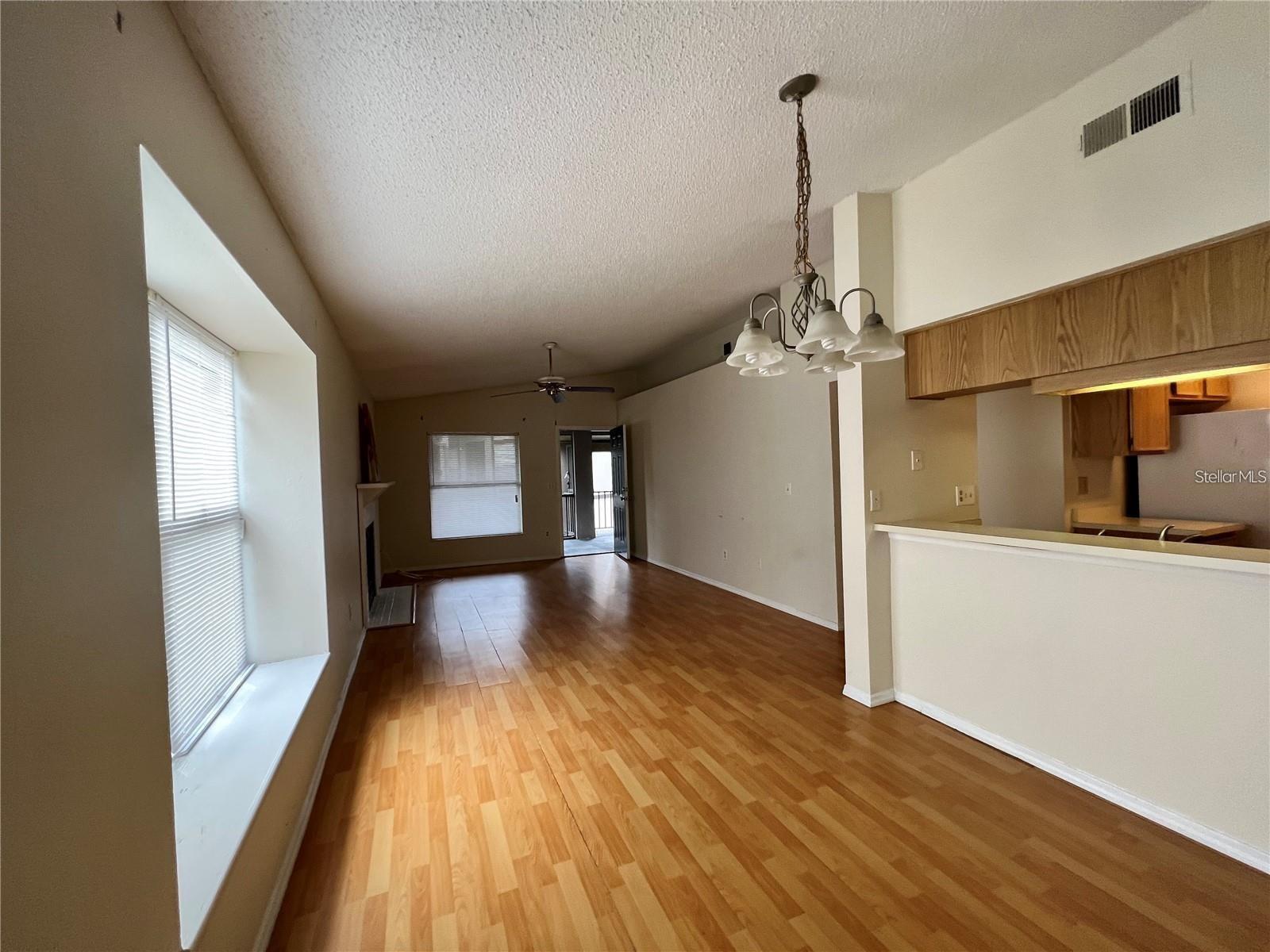 Image 6 of 14 For 4015 Angel Oak Court 203