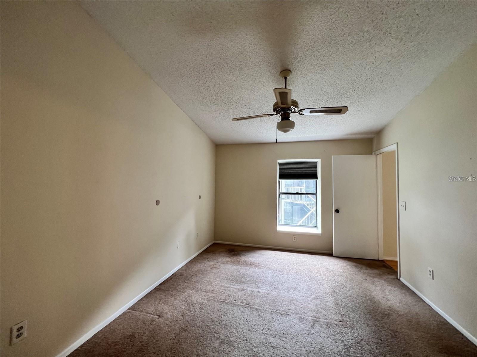 Image 8 of 14 For 4015 Angel Oak Court 203