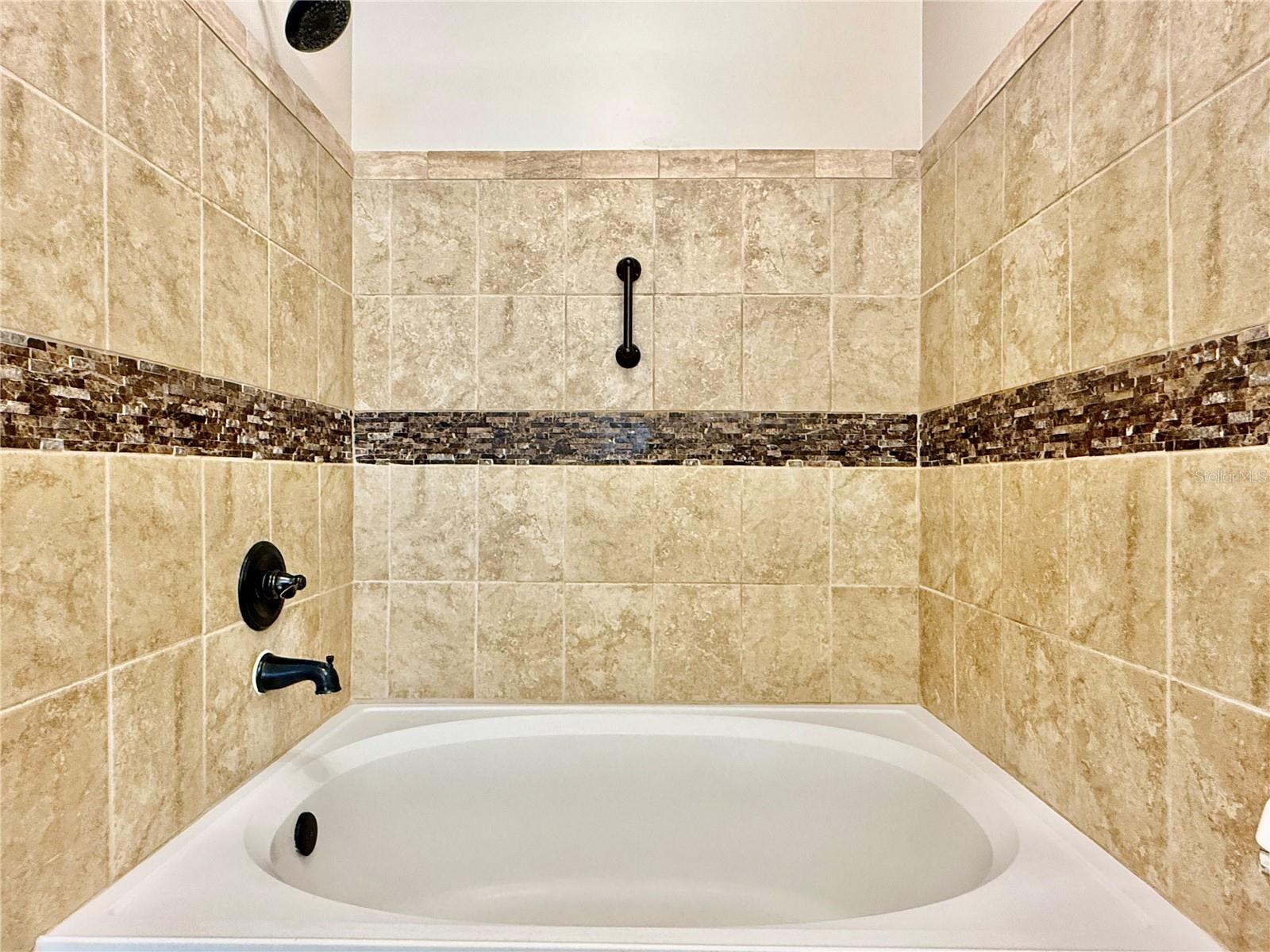 Image 24 of 57 For 18013 Villa Creek Drive