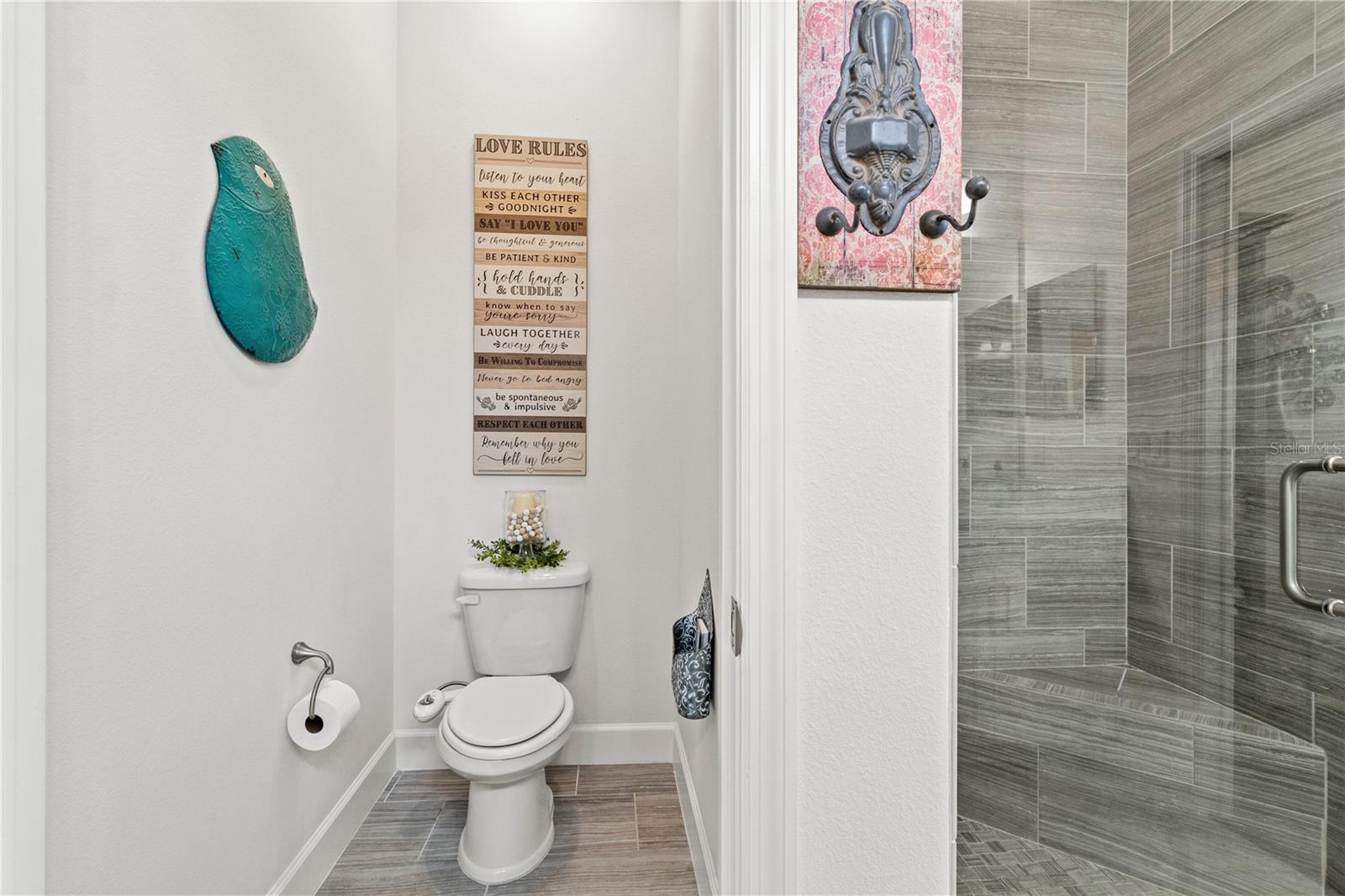 Image 18 of 34 For 5725 Stockport Street