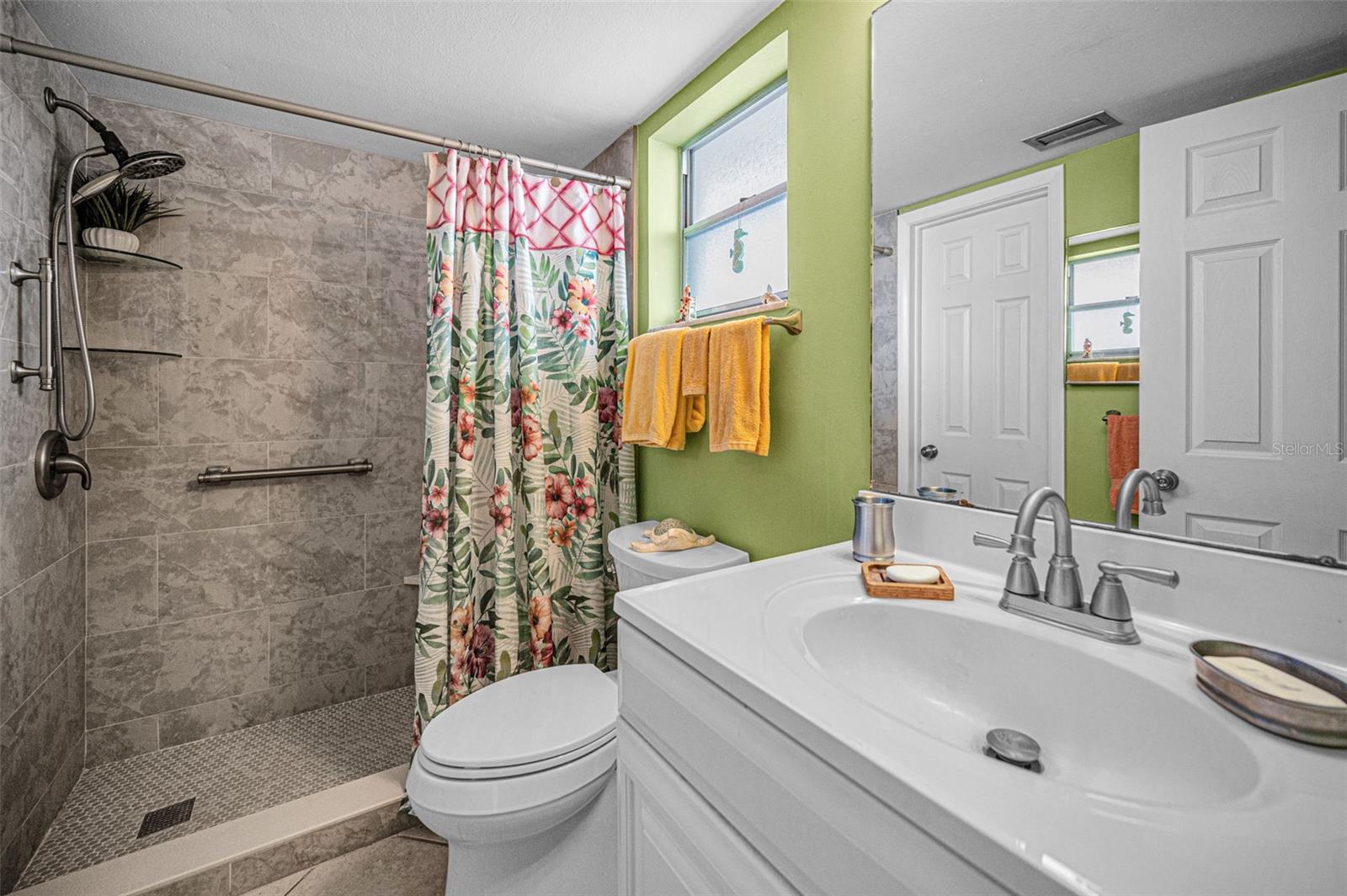 Image 26 of 52 For 9940 47th Avenue N 105