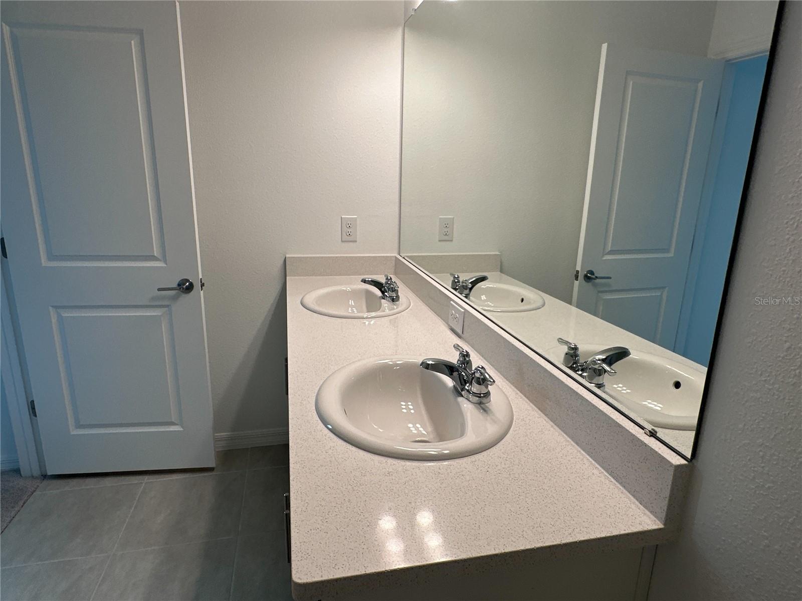 Image 35 of 42 For 2397 Paravane Way