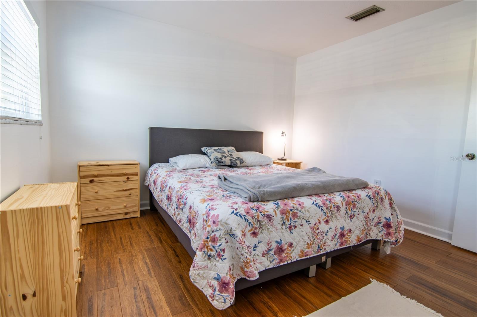 Image 18 of 20 For 4050 4th Street N 116