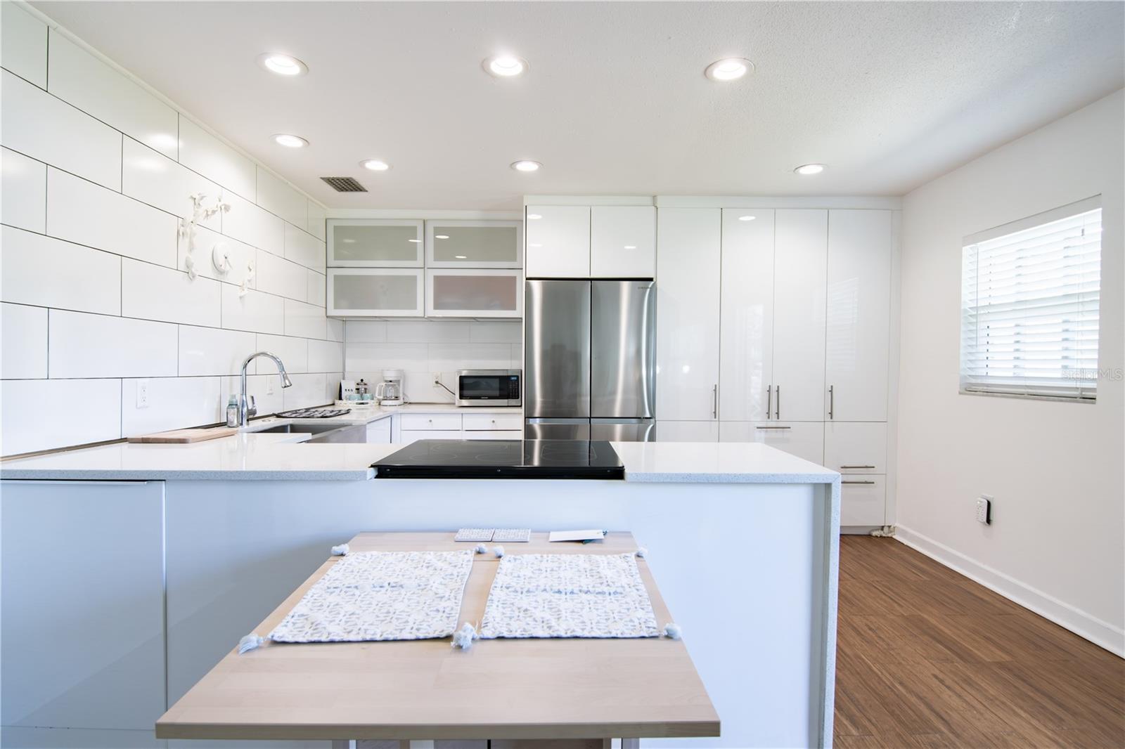 Image 6 of 20 For 4050 4th Street N 116