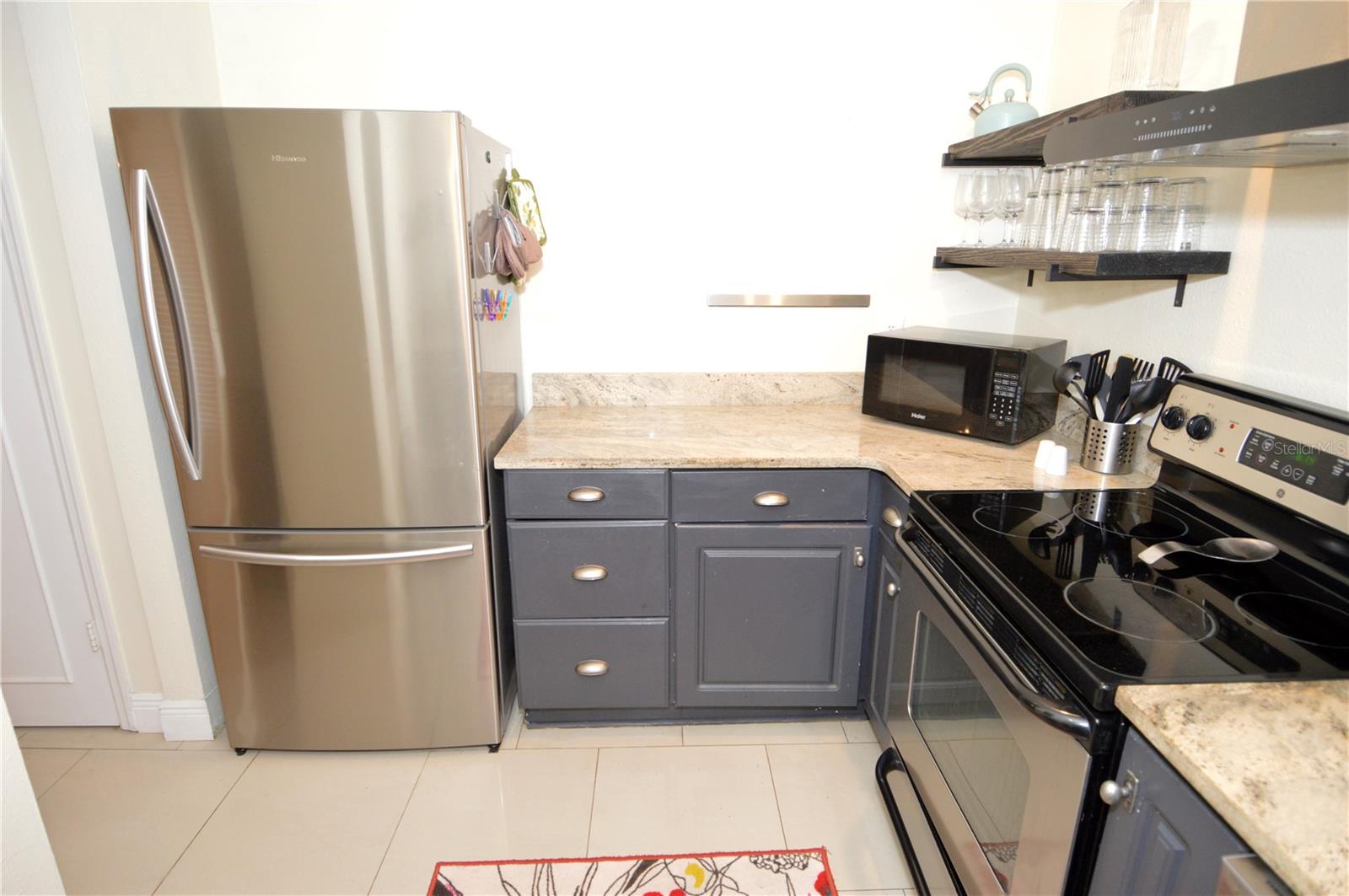 Image 12 of 100 For 3873 Pompano Drive Se D