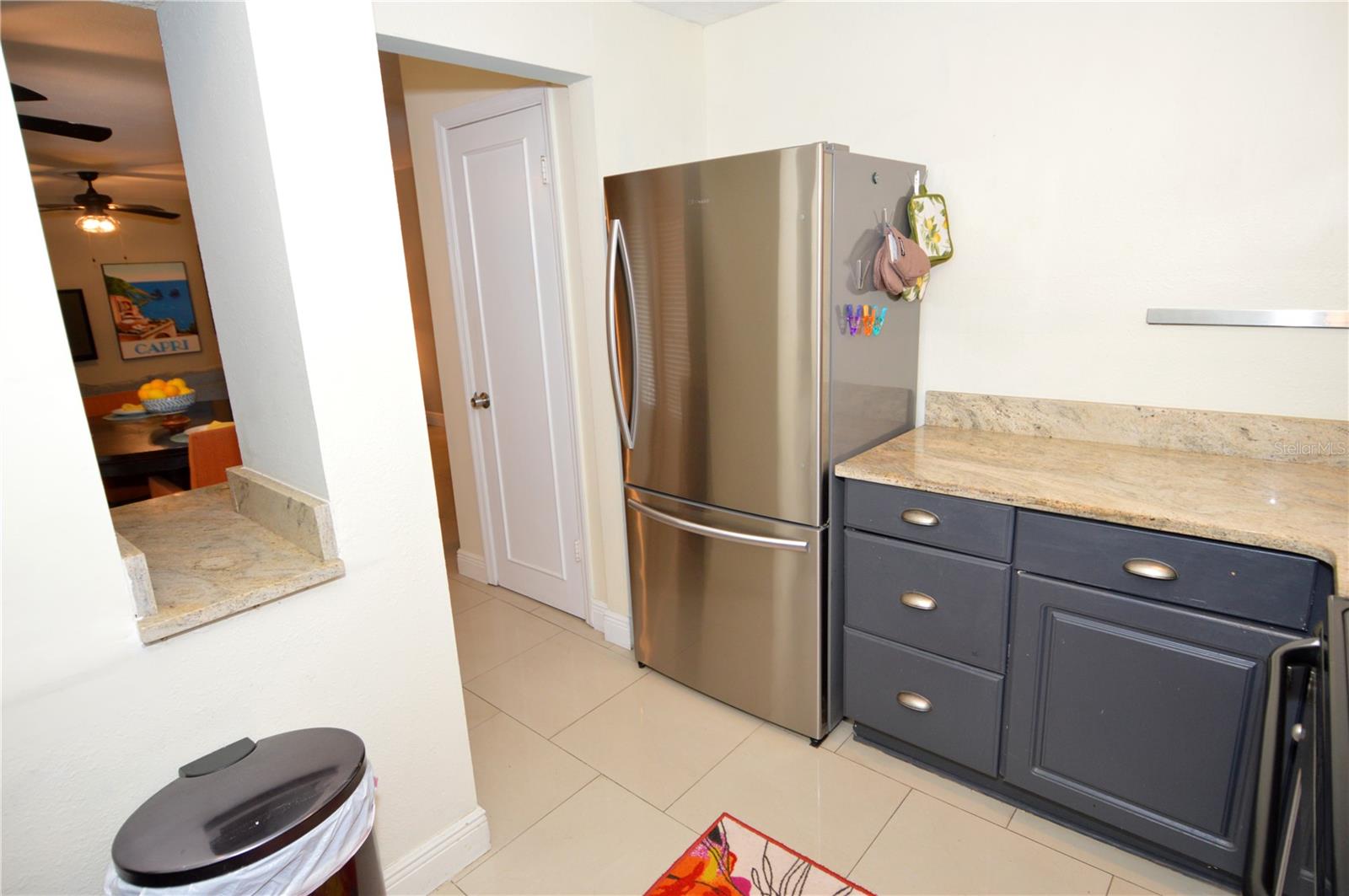 Image 16 of 100 For 3873 Pompano Drive Se D