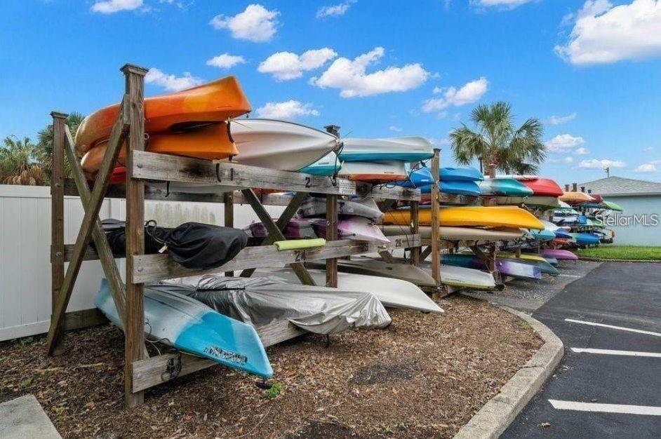 Image 72 of 100 For 3873 Pompano Drive Se D