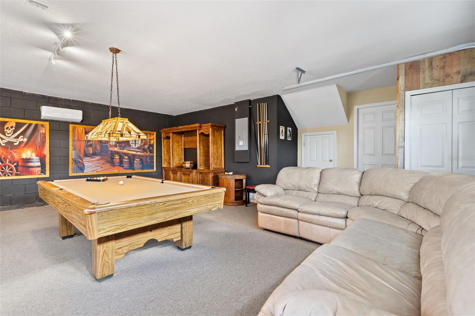 Image 34 of 50 For 7939 Sea Pearl Circle