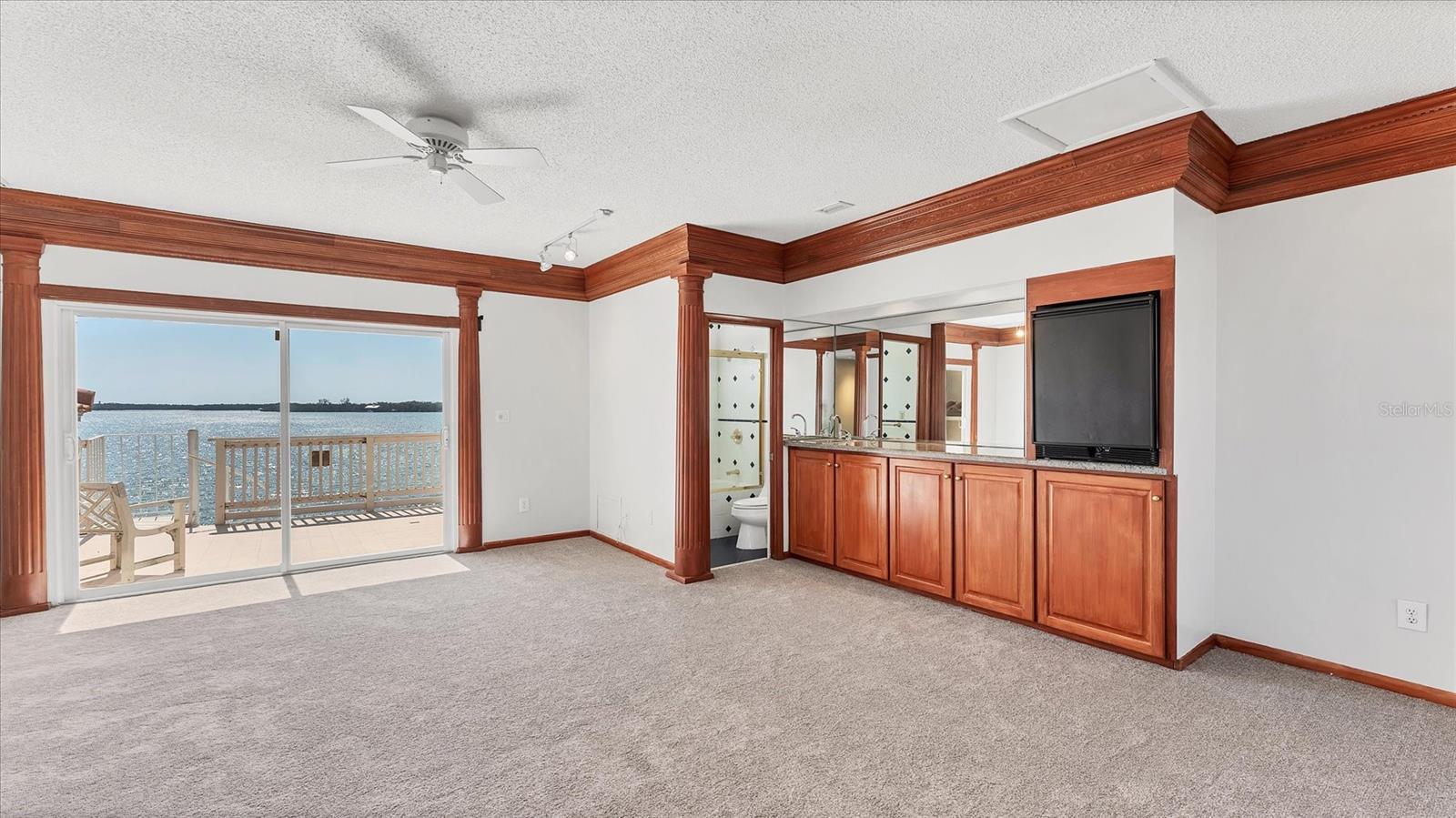 Image 30 of 58 For 120 Sands Point Drive