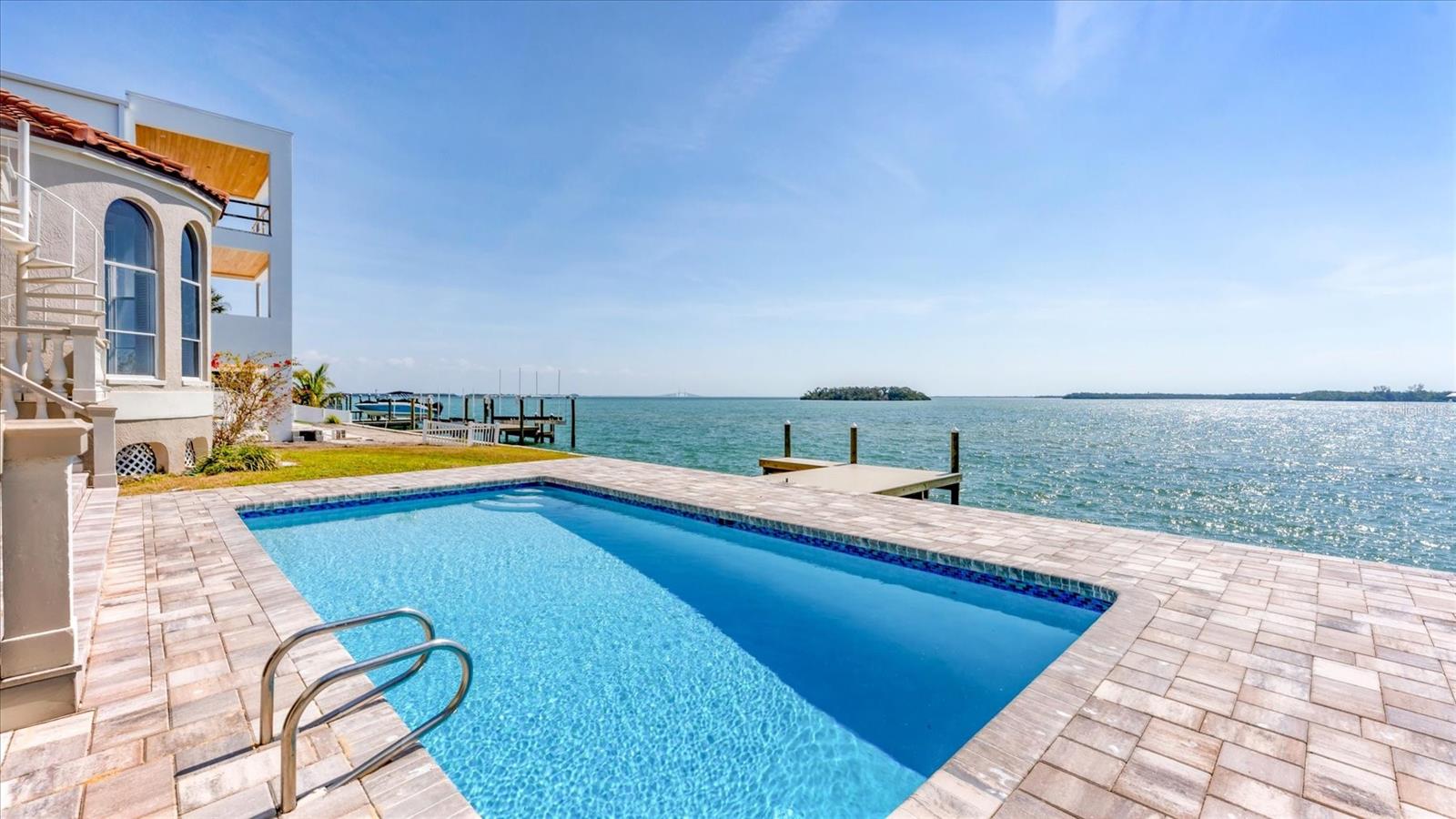 Image 40 of 58 For 120 Sands Point Drive