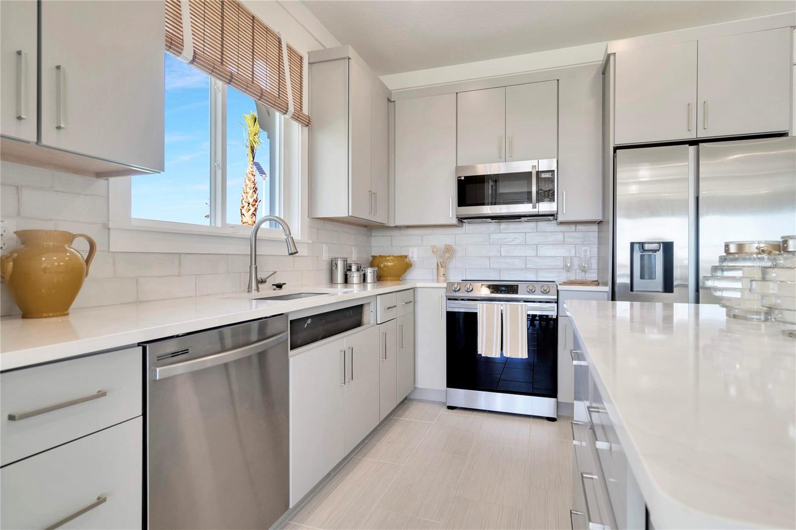 Image 8 of 23 For 31838 Clover Fin Court