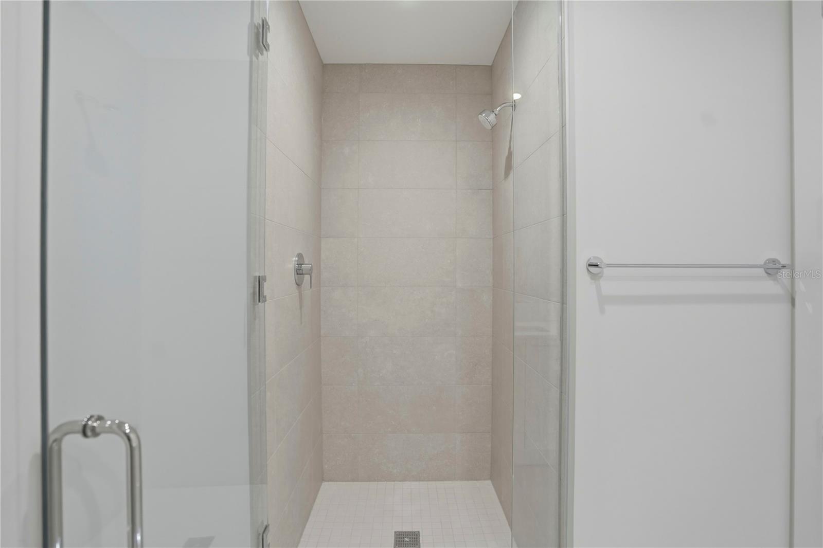 Image 10 of 39 For 275 1st Avenue S 3908