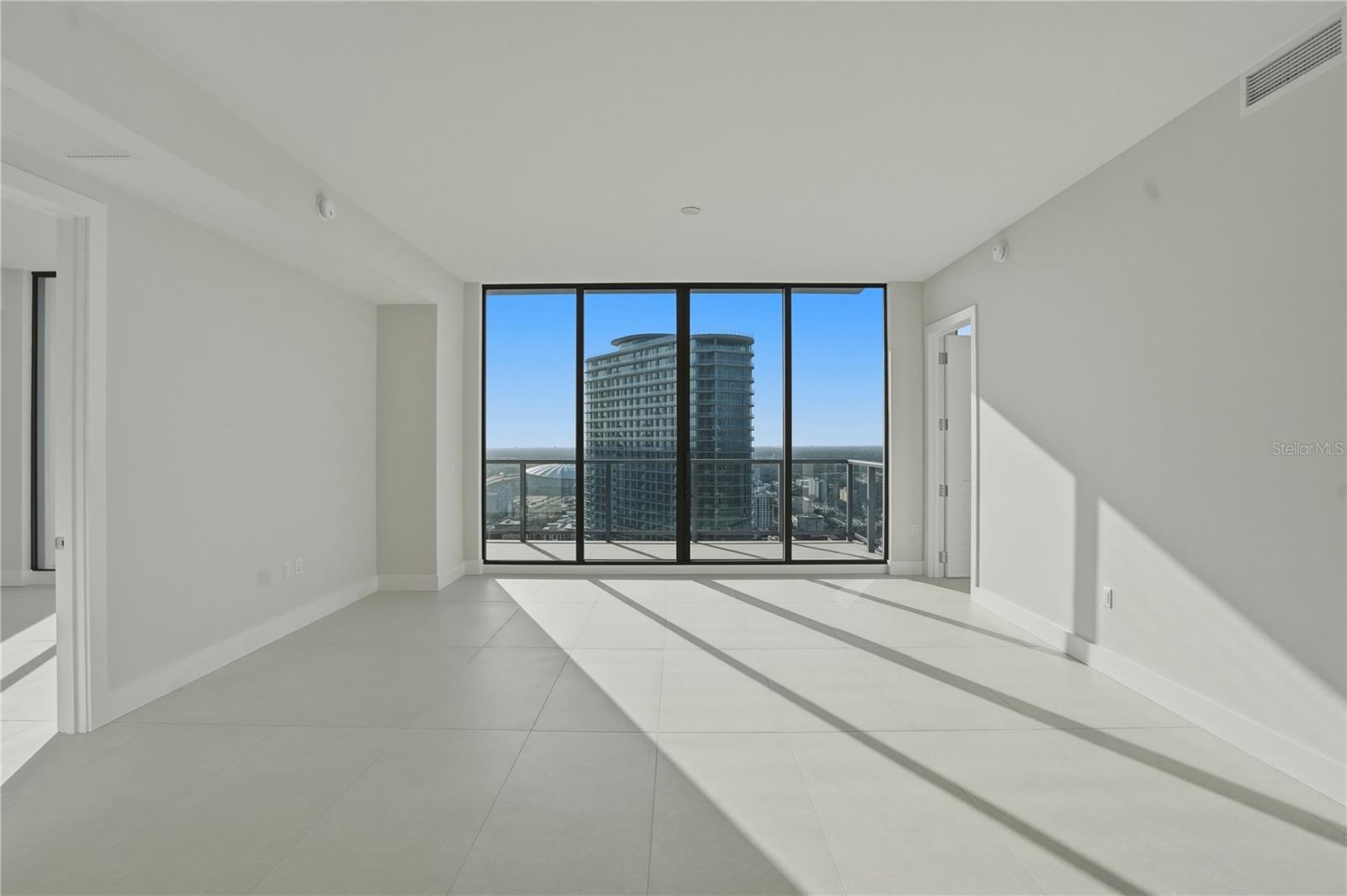 Image 20 of 39 For 275 1st Avenue S 3908