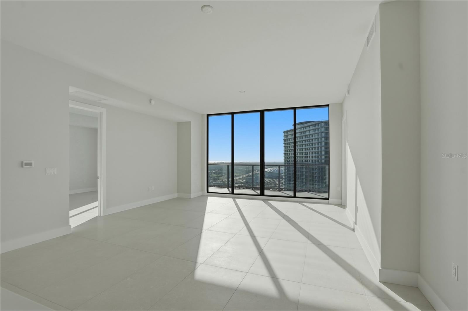 Image 21 of 39 For 275 1st Avenue S 3908