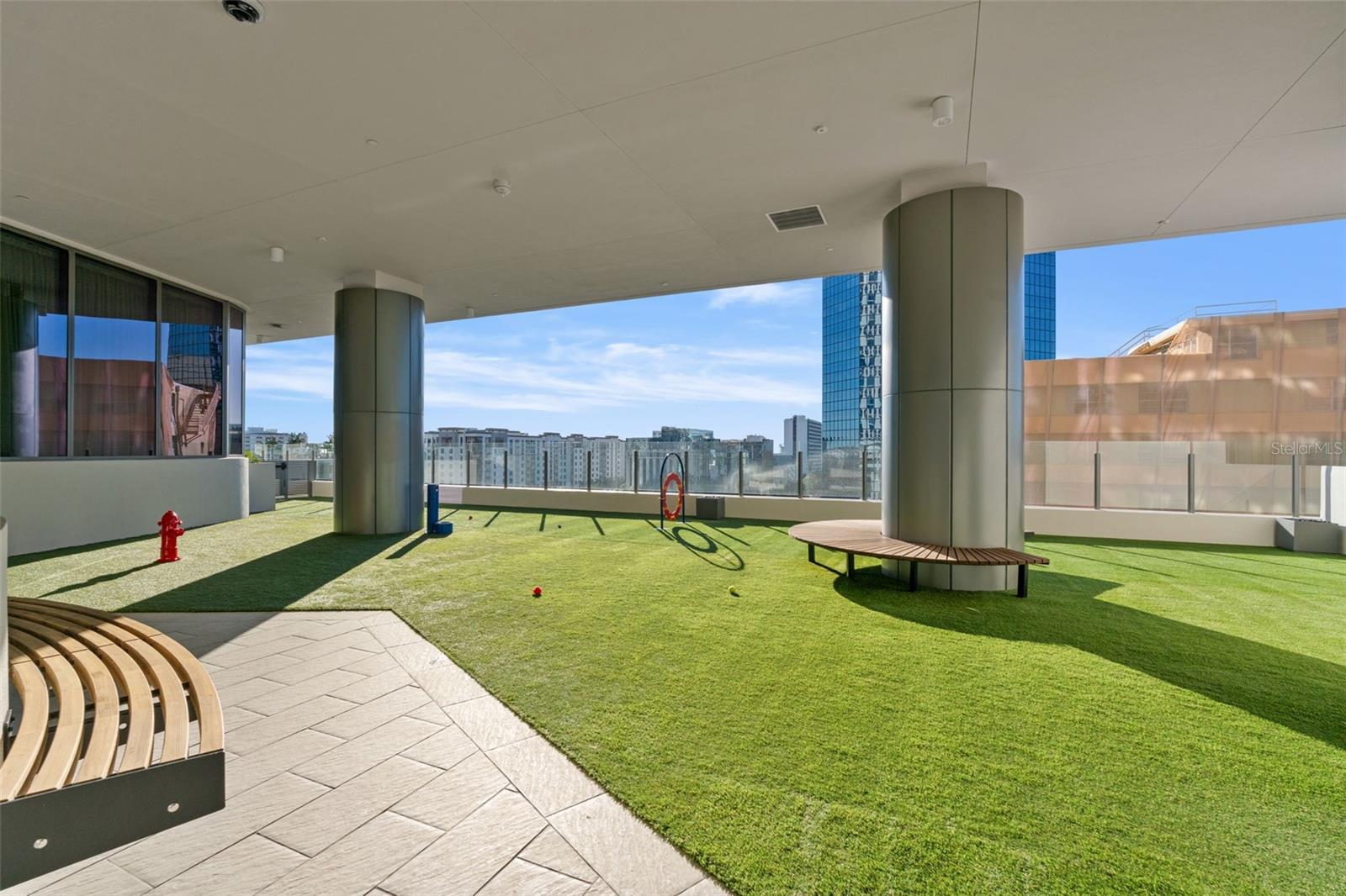 Image 34 of 39 For 275 1st Avenue S 3908