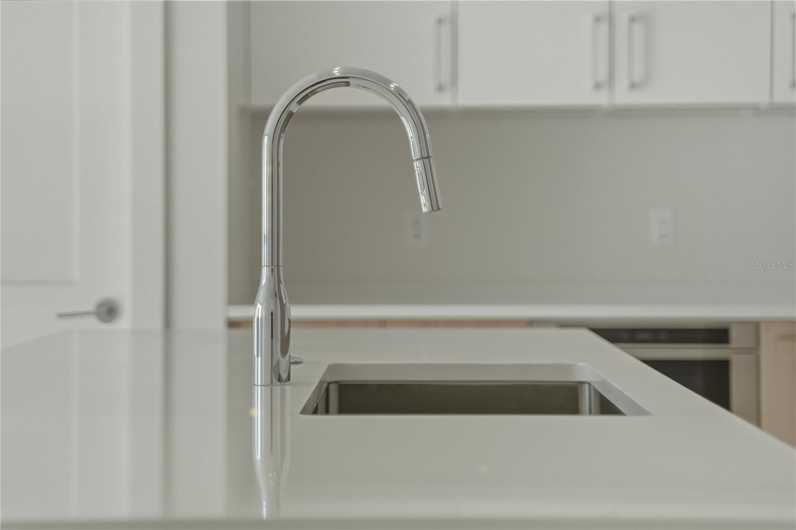 Image 6 of 39 For 275 1st Avenue S 3908