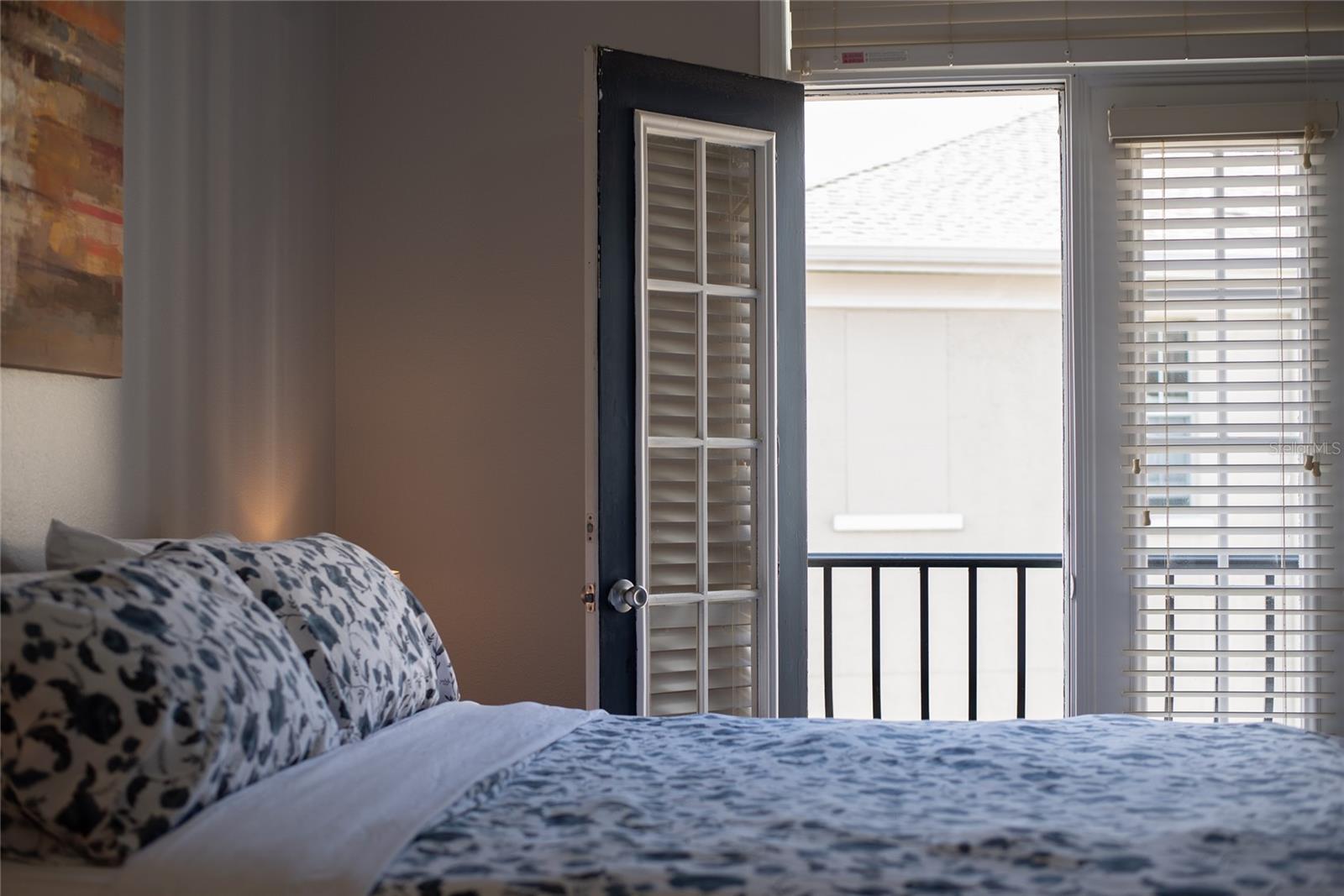 Image 31 of 51 For 501 Knights Run Avenue 1326