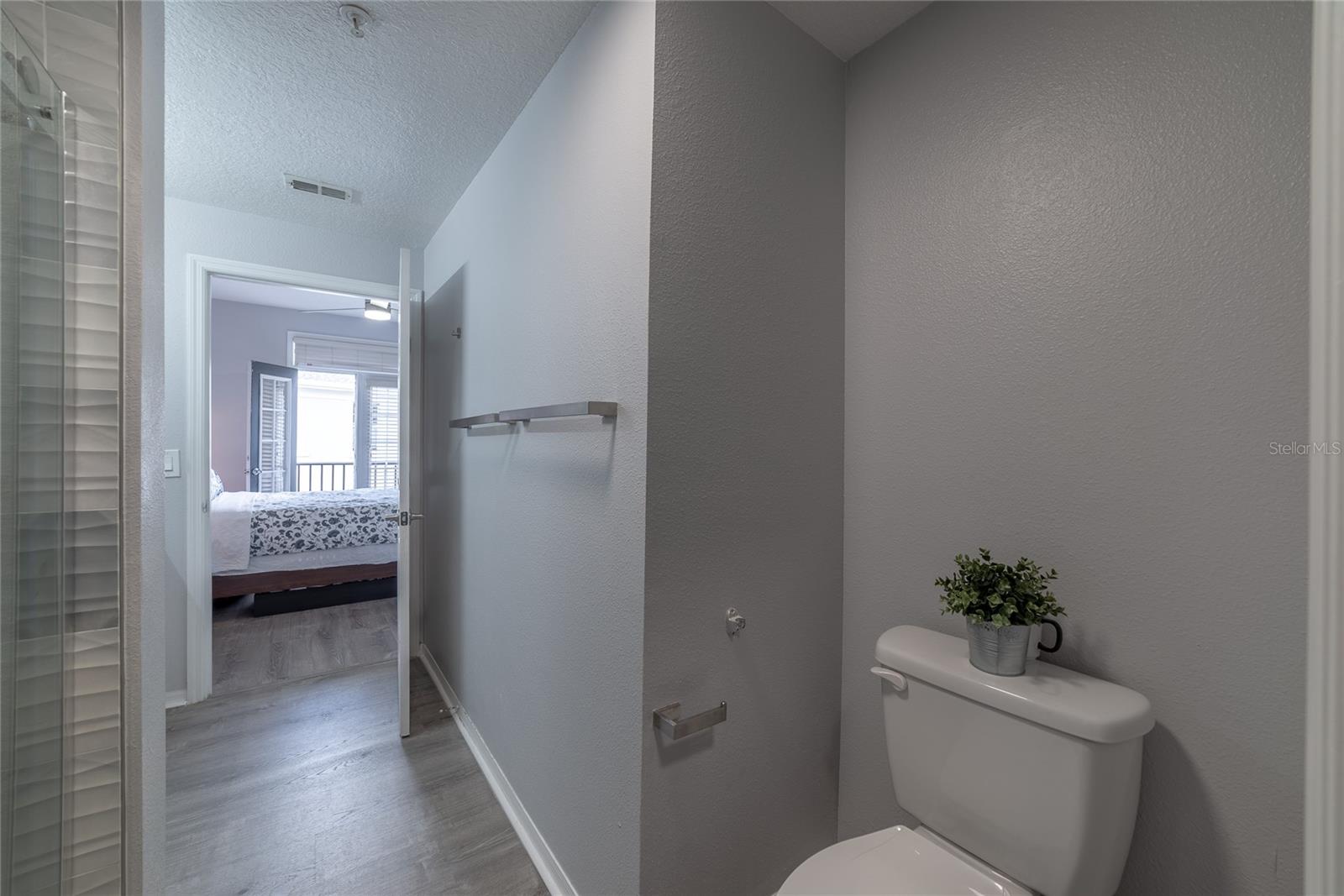 Image 34 of 51 For 501 Knights Run Avenue 1326